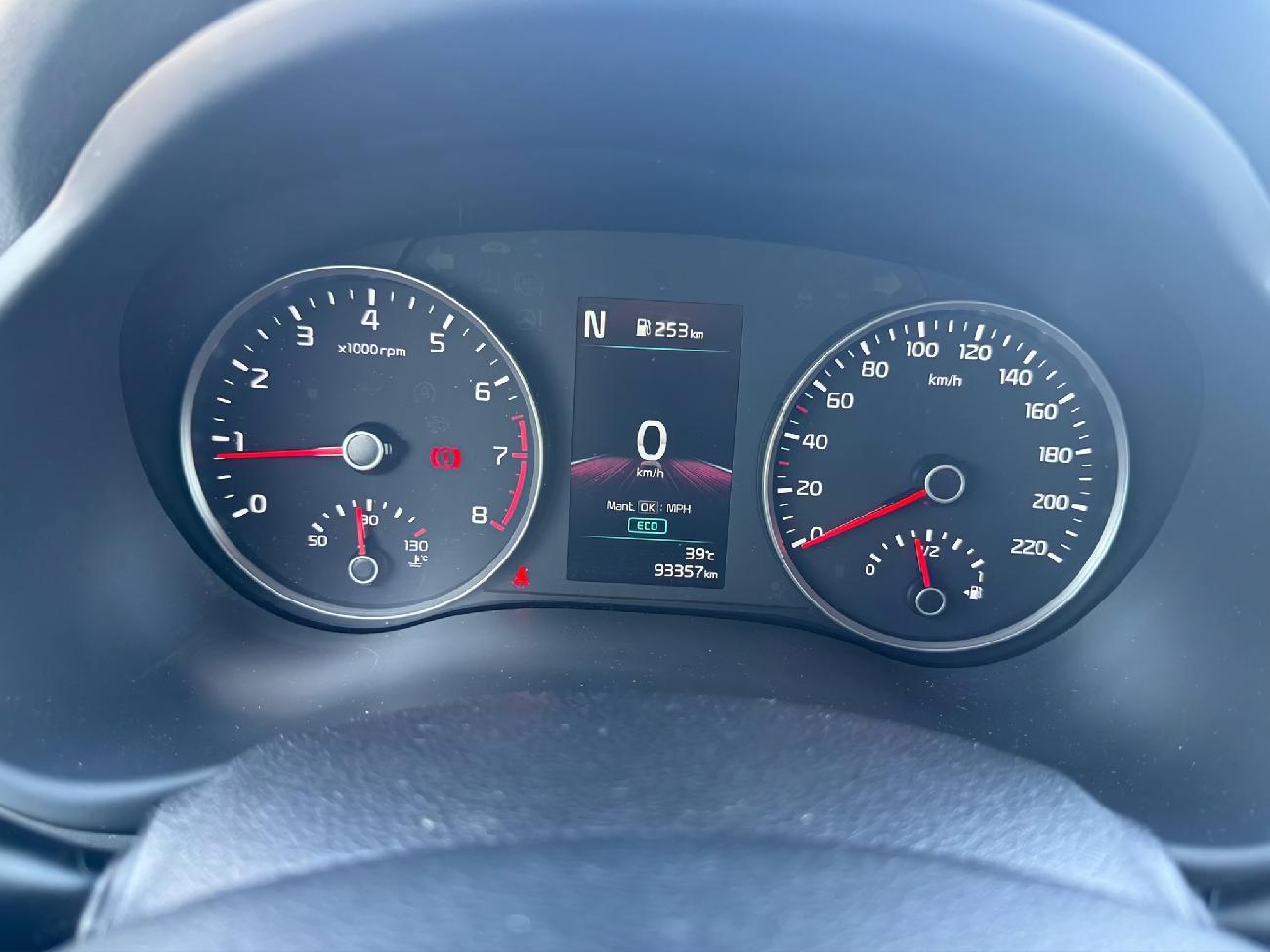 2023 KIA STONIC STONIC 1.0 T-GDi 74kW (100CV) MHEV iMT Concept coche de segunda mano