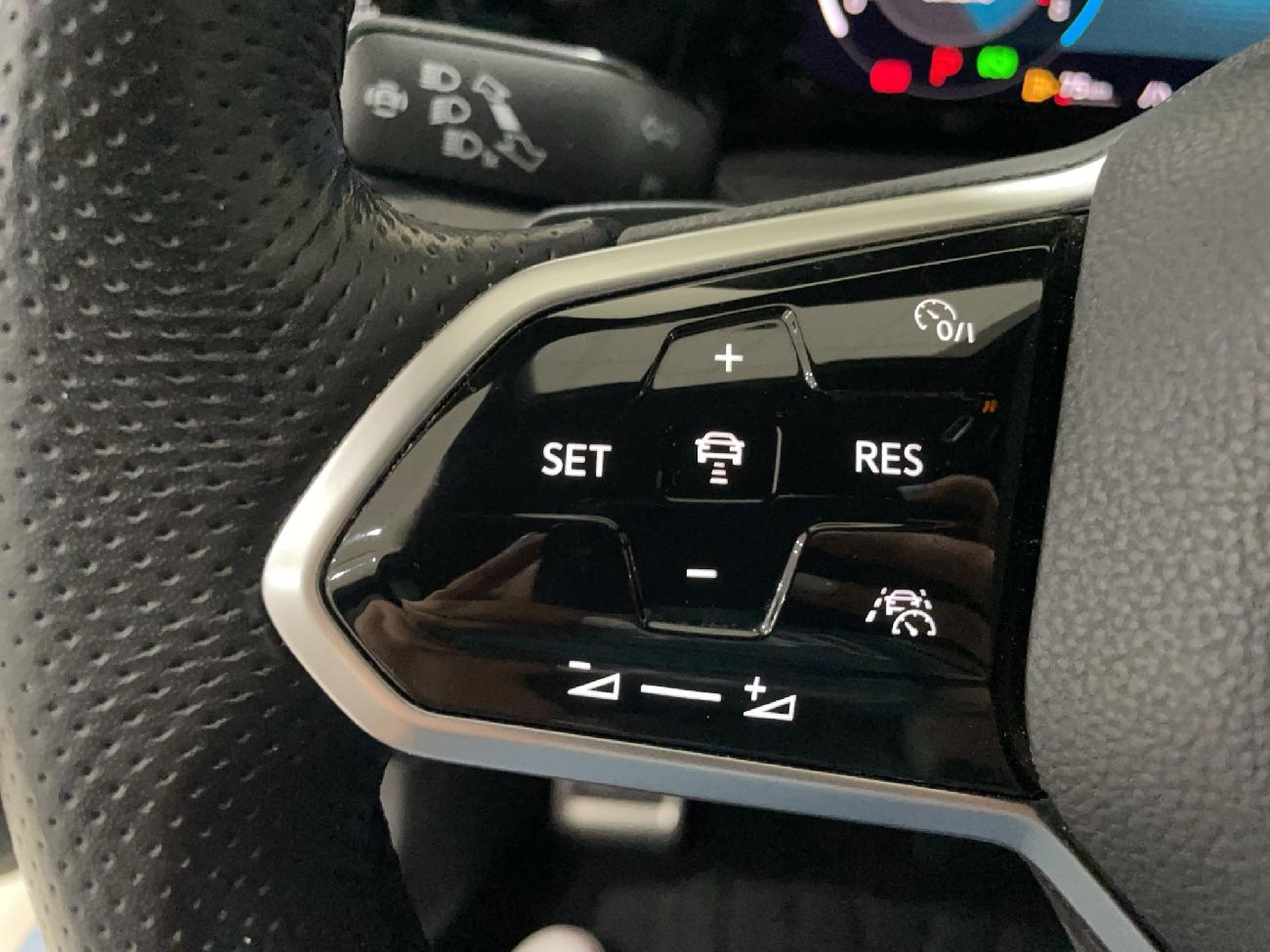 2021 Volkswagen Golf Golf R-Line 1.5 eTSI 110kW (150CV) DSG coche de segunda mano
