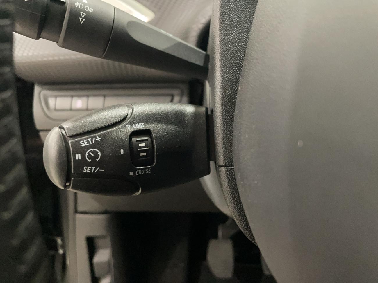 2017 Peugeot 208 208 1.6 BlueHDi Style 75 5p coche de segunda mano