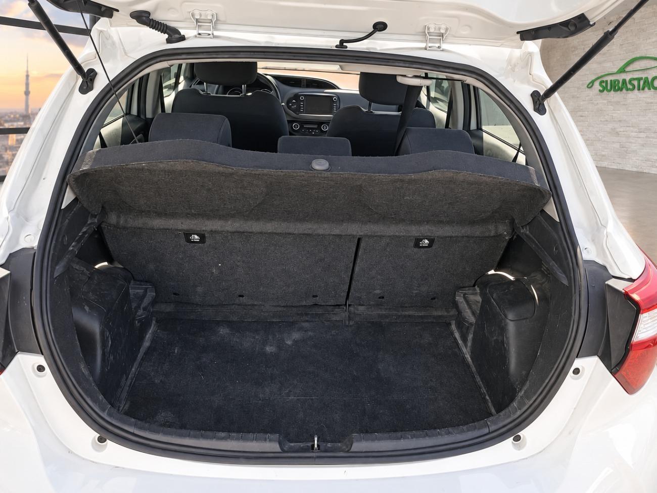 2019 Toyota Yaris Yaris 1.5 100H Active 100CV coche de segunda mano