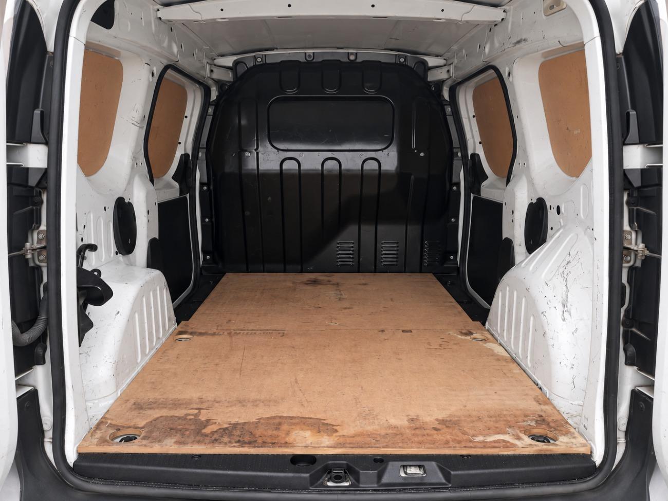 2021 Dacia Dokker Dokker Van Essential 1.6 80kW (110CV) ECO-G coche de segunda mano