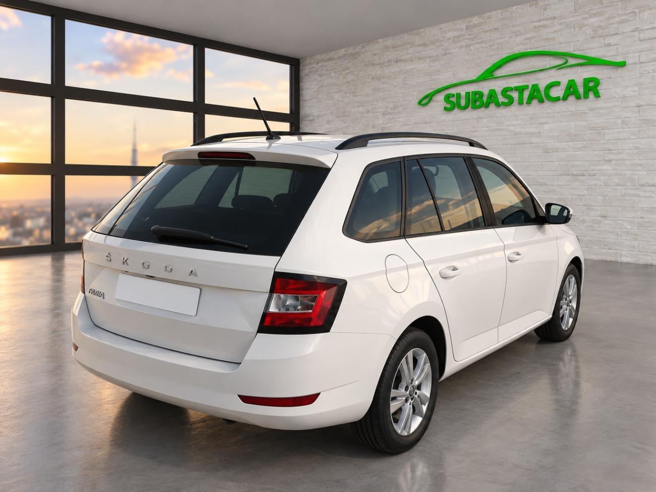 2022 Skoda Fabia Fabia Combi 1.0 TSI 70KW (95cv) Ambition coche de segunda mano