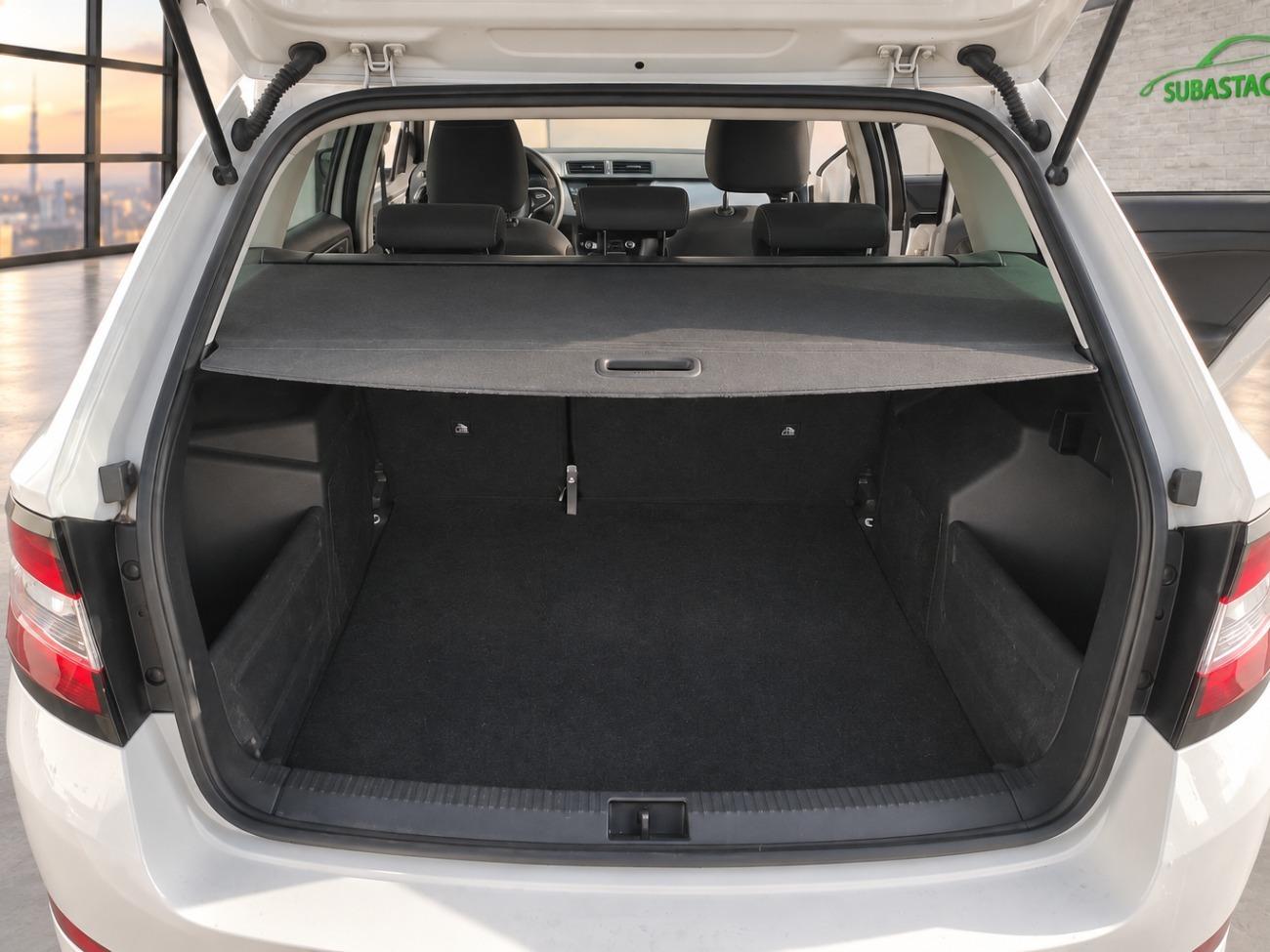 2022 Skoda Fabia Fabia Combi 1.0 TSI 70KW (95cv) Ambition coche de segunda mano