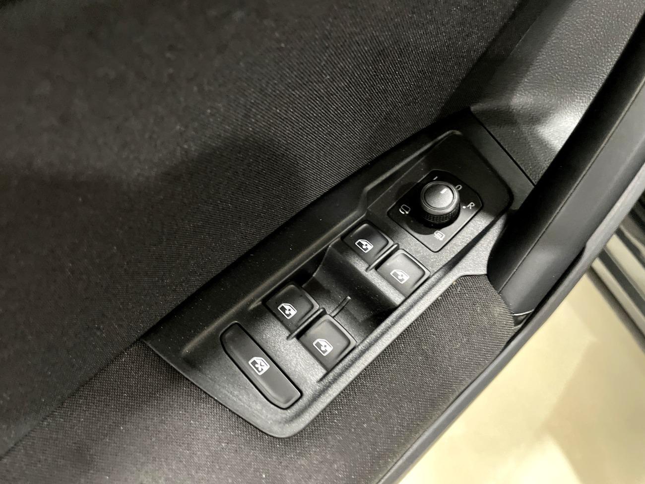 2022 Volkswagen Tiguan Tiguan Life 2.0 TDI 110kW (150CV) DSG coche de segunda mano