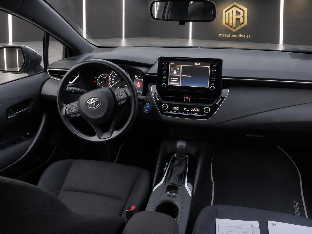 2023 Toyota Corolla Corolla 1.8 125H BUSINESS E-CVT TOU SPORT coche de segunda mano
